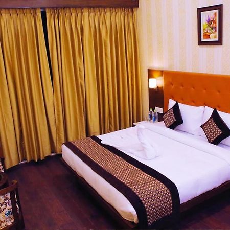 Hotel Citi Inn Grande Zirakpur Kültér fotó
