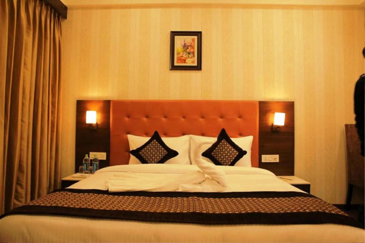 Hotel Citi Inn Grande Zirakpur Kültér fotó